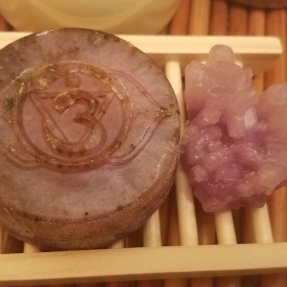 Welcome to my closet! - Picture 4 of 7